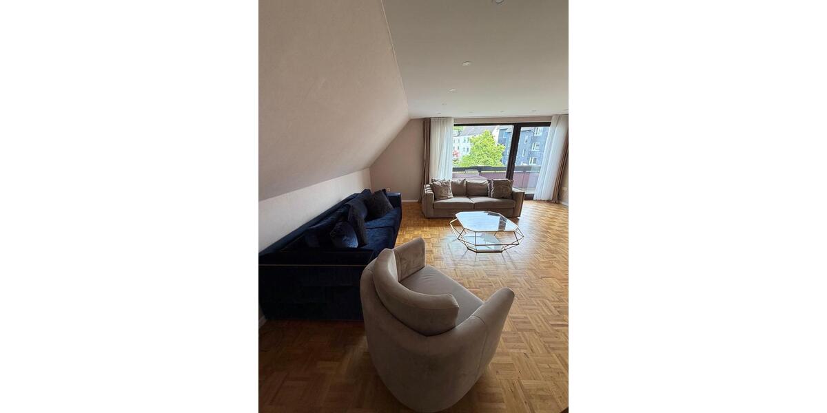 Dachgeschoßwohnung Lüdenscheid - 3.5 Zimmer, 86 m&sup2;, 700&euro; | Angebot:26699637