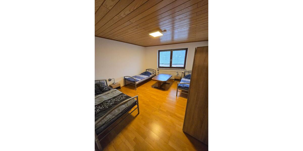 Wohnen auf Zeit Aukrug - 4 Zimmer, 96 m&sup2;, 20&euro; | Angebot:24429242