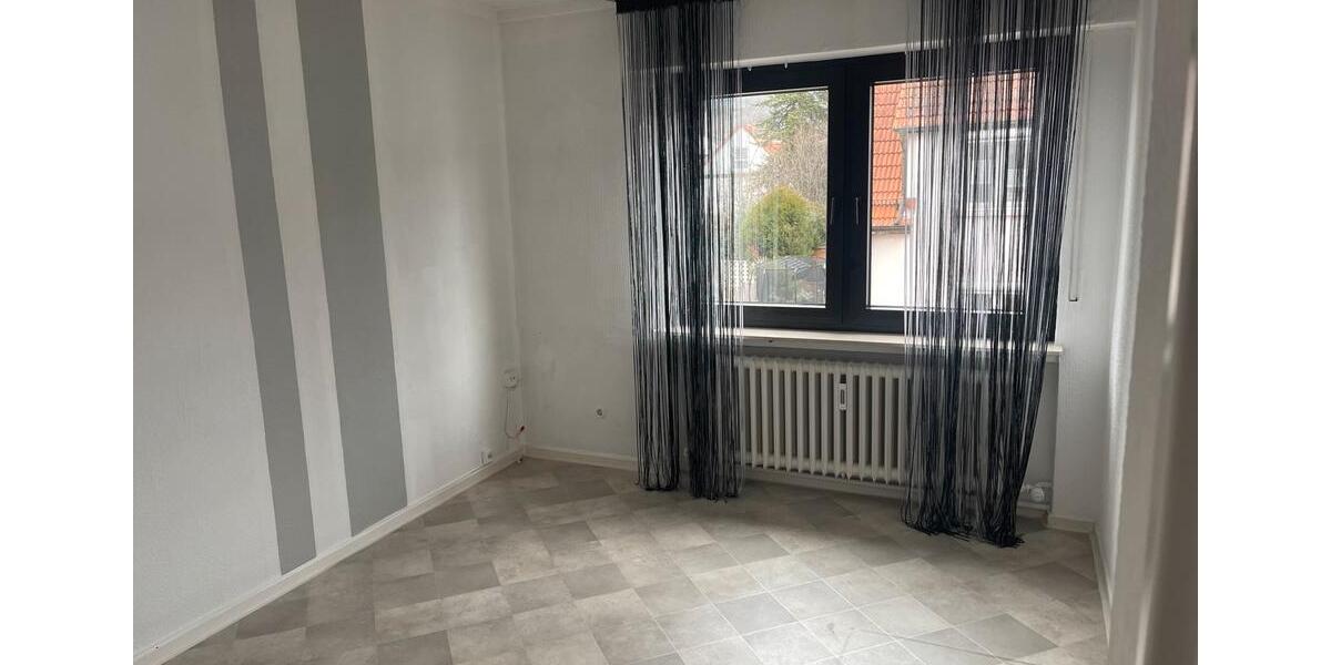 Etagenwohnung Hemsbach - 3 Zimmer, 80 m&sup2;, 1.200&euro; | Angebot:25162244