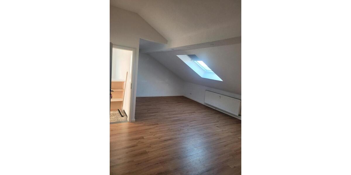 DG 3 Zimmerwohnung in Spöck ab sofort 3 zimmer