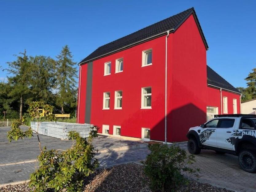 4 Raum Erdgeschoßwohnung mit Wintergarten