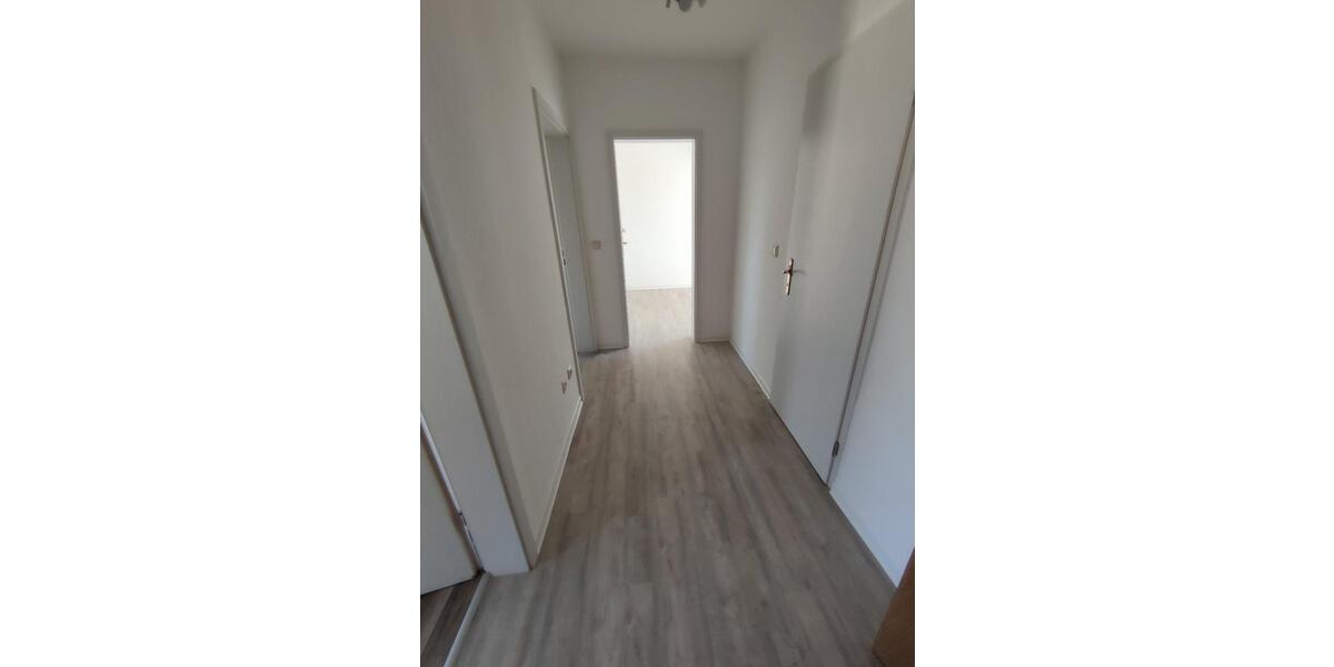 Dachgeschoßwohnung Schmölln - 2 Zimmer, 52 m&sup2;, 334&euro; | Angebot:25758191