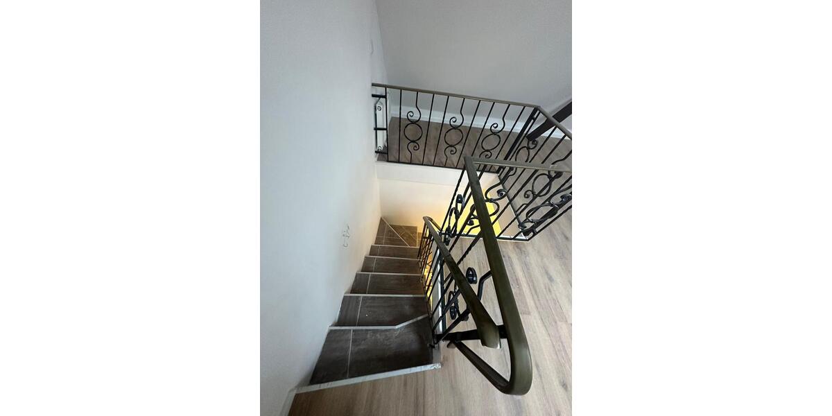 Maisonettenwohnung Meerbusch - 4 Zimmer, 120 m&sup2;, 2.200&euro; | Angebot:24805880