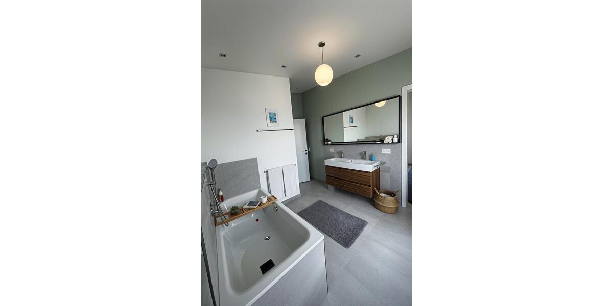 Dachgeschoßwohnung München Trudering - 3 Zimmer, 114 m&sup2;, 3.190&euro; | Angebot:25868153