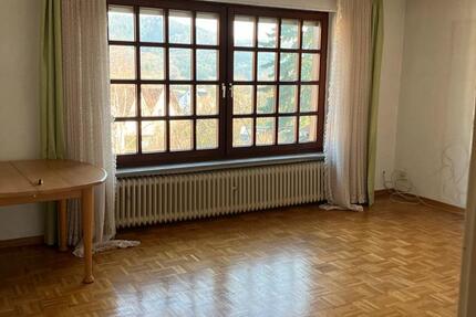 Wohnung Sachsenheim - 4 Zimmer, 80 m&sup2;, 1.000&euro; | Angebot:25105256