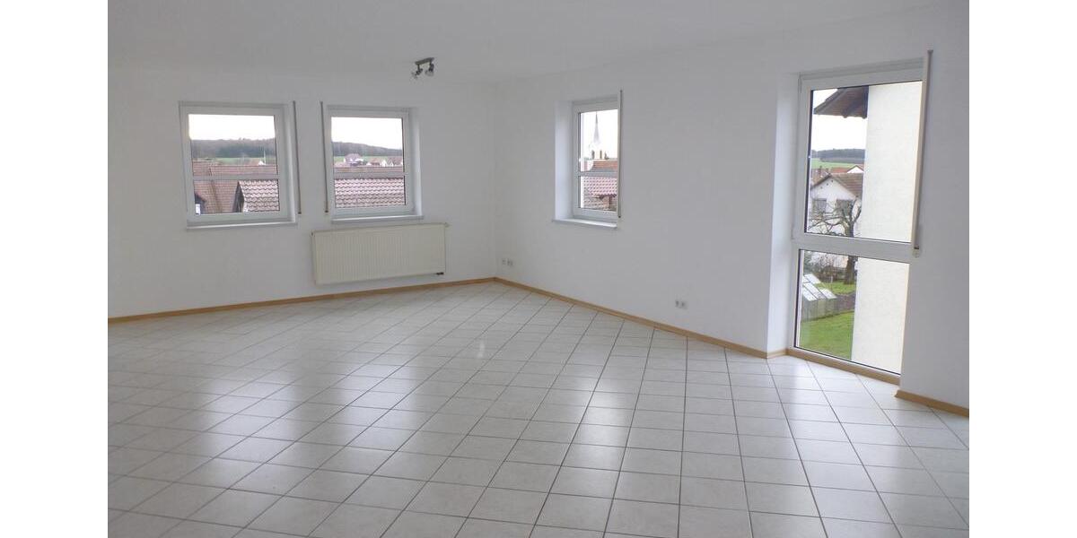 Etagenwohnung Üchtelhausen - 4 Zimmer, 130 m&sup2;, 860&euro; | Angebot:25944310