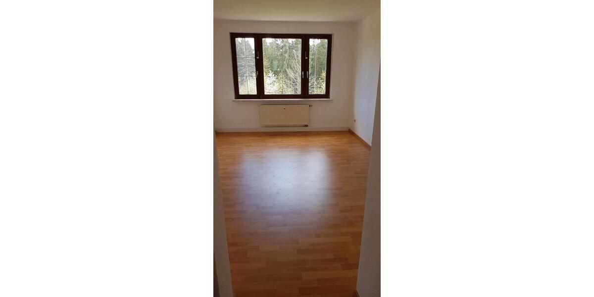 Erdgeschoßwohnung Hirschberg - 3 Zimmer, 57 m&sup2;, 340&euro; | Angebot:24570953
