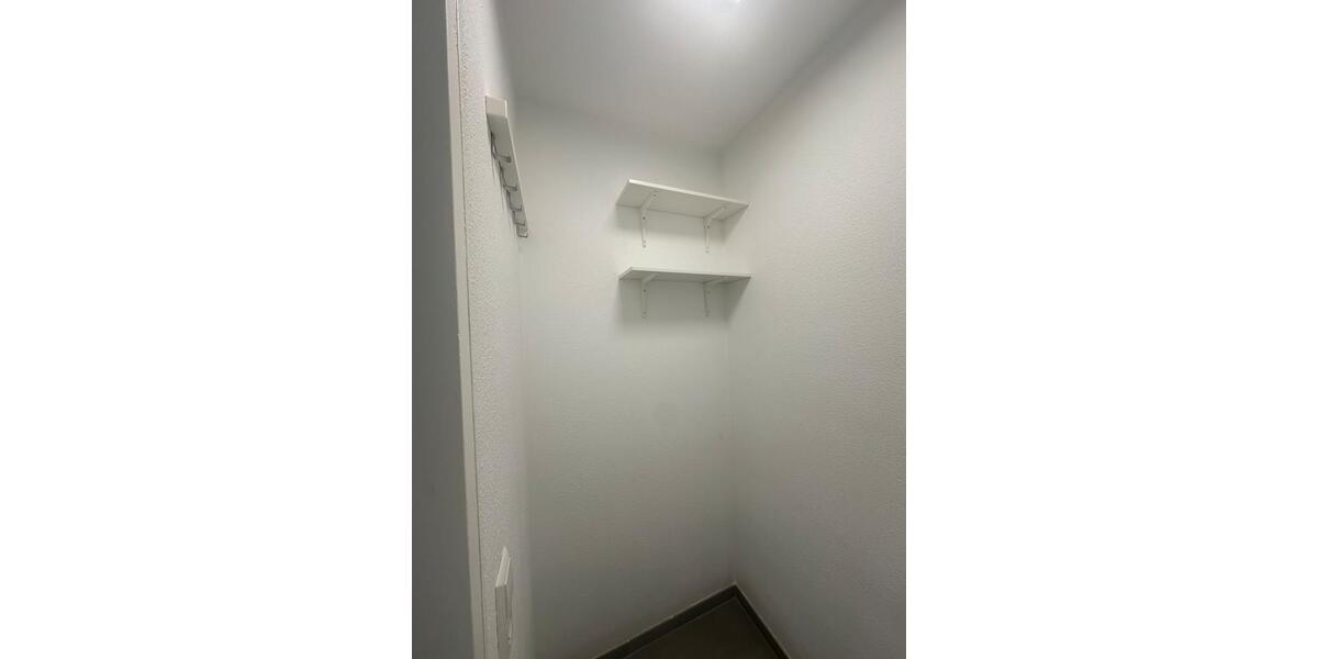 Etagenwohnung Leonberg - 2.5 Zimmer, 64 m&sup2;, 1.130&euro; | Angebot:26705299