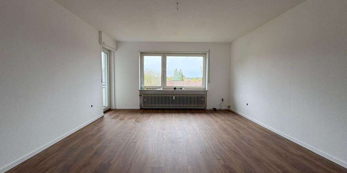 Etagenwohnung Kaiserslautern Einsiedlerhof - 4 Zimmer, 90 m&sup2;, 890&euro; | Angebot:26182201