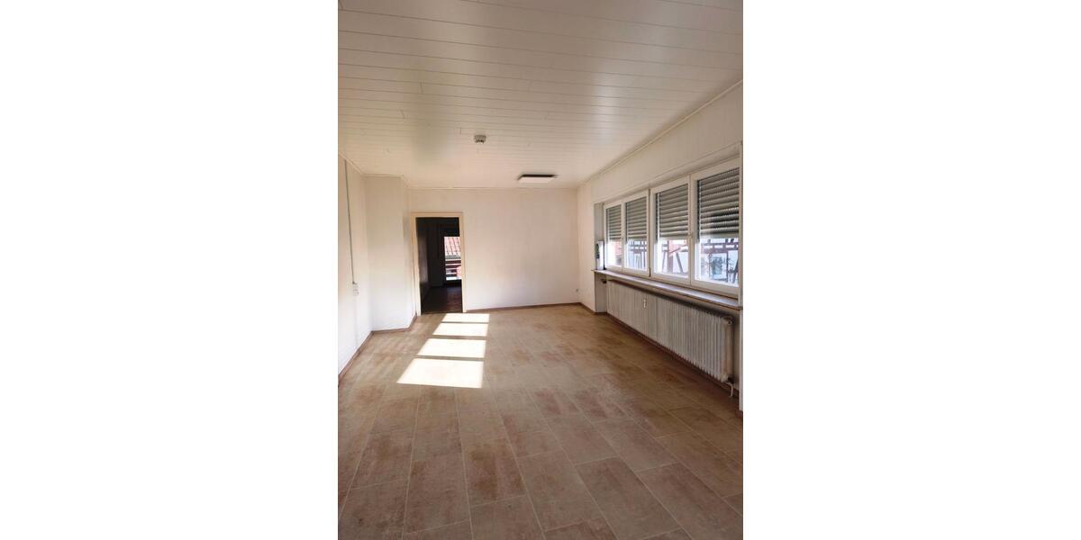 Etagenwohnung Rabenau - 2 Zimmer, 82 m&sup2;, 530&euro; | Angebot:25570246