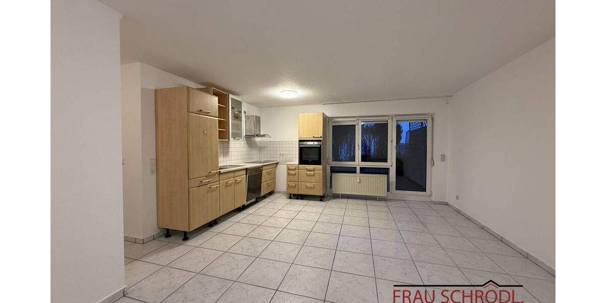 Ruhige 2-Zimmer-Wohnung mit Terrasse und Aufzug - ideal für Singles oder Senioren Engen-Ballenberg 2 zimmer