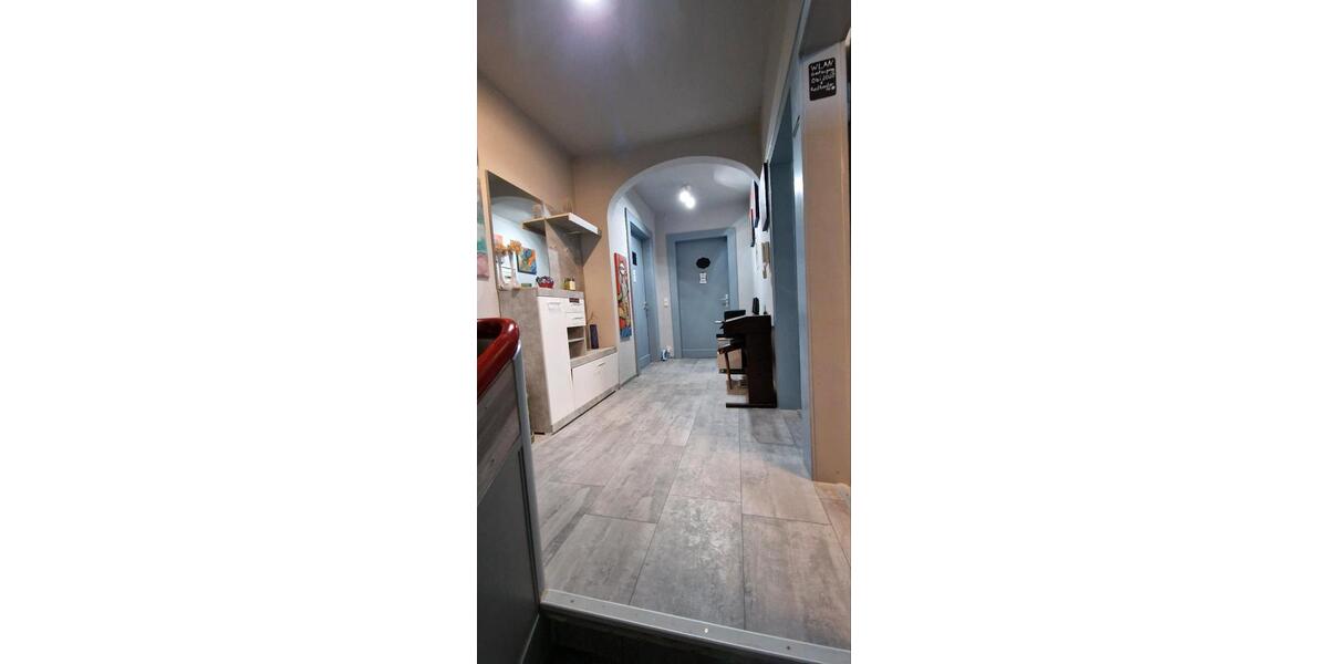 2 neu sanierte WG Zimmer ab März 2026 zu vergeben 1 zimmer