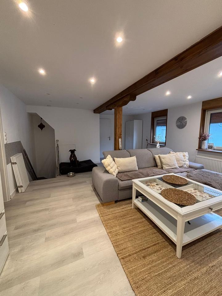 Modernisiertes Fachwerkhaus 125 qm 4 Zimmer in Nidderau zimmer