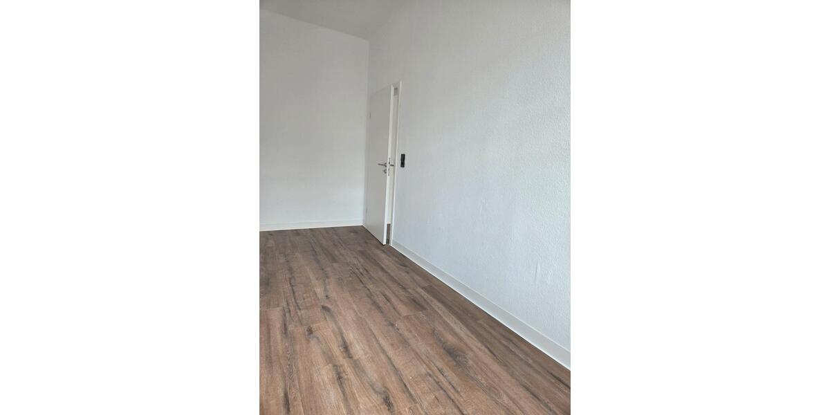 Etagenwohnung Magdeburg Nordwest - 4 Zimmer, 84 m&sup2;, 759&euro; | Angebot:26266521