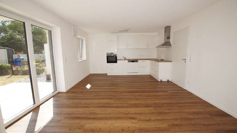 Etagenwohnung Aufhausen - 3 Zimmer, 81 m&sup2;, 930&euro; | Angebot:27212640