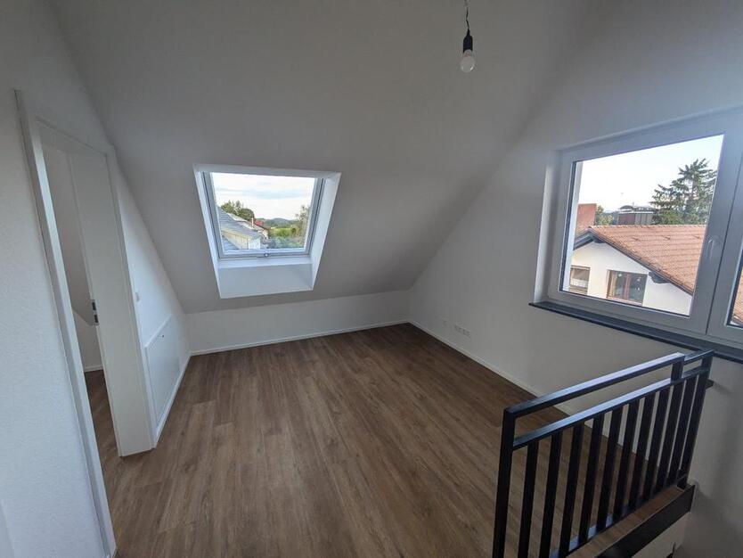 Schöne Neubau 4-Zimmerwohnung