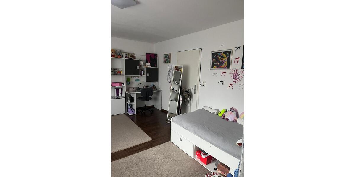 Etagenwohnung Borgholzhausen - 4 Zimmer, 90 m&sup2;, 1.000&euro; | Angebot:24685225