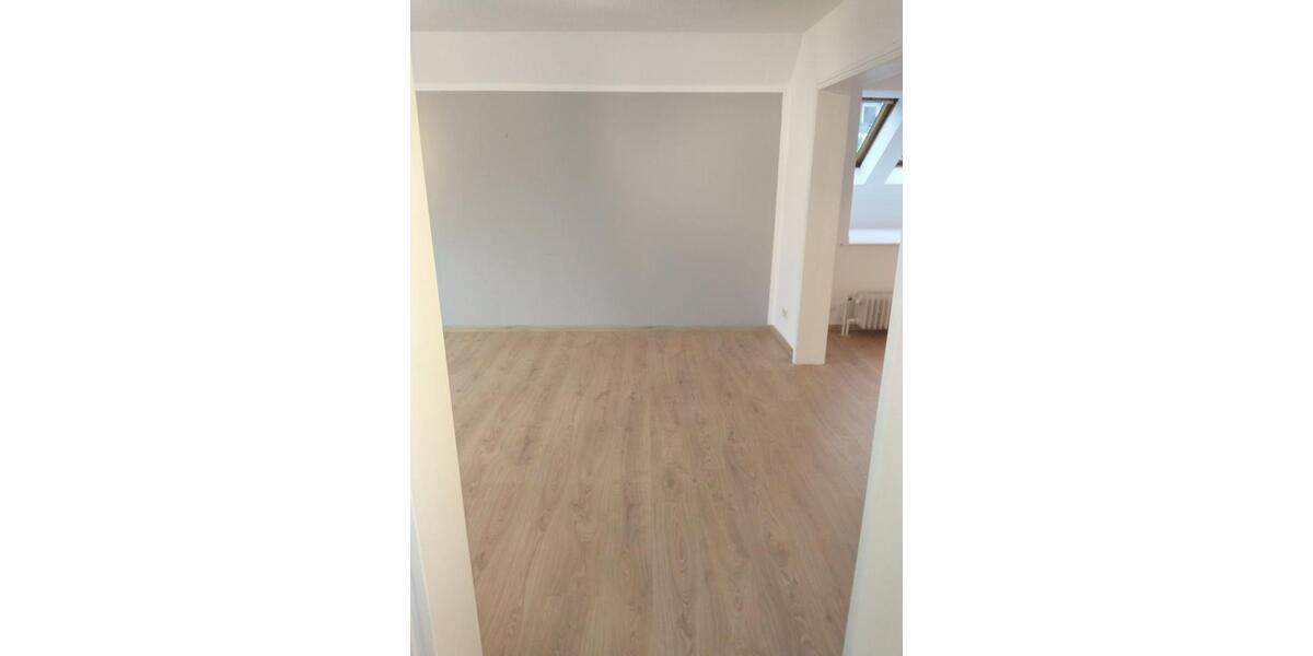 Dachgeschoßwohnung Bad Gandersheim - 4 Zimmer, 64 m&sup2;, 480&euro; | Angebot:24786626
