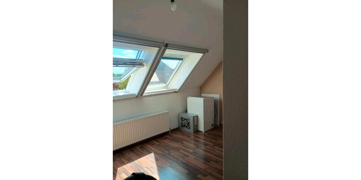 Dachgeschoßwohnung Bergen - 4 Zimmer, 120 m&sup2;, 1.050&euro; | Angebot:26470045
