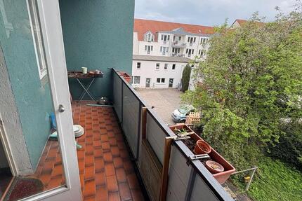 Wohnung Osnabrück - 3 Zimmer, 100 m&sup2;, 1.000&euro; | Angebot:26696463