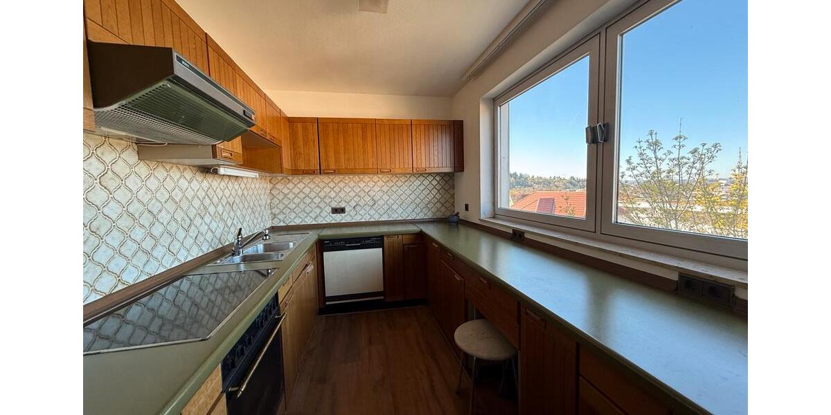 Etagenwohnung Pfullingen - 3 Zimmer, 80 m&sup2;, 897&euro; | Angebot:26547370