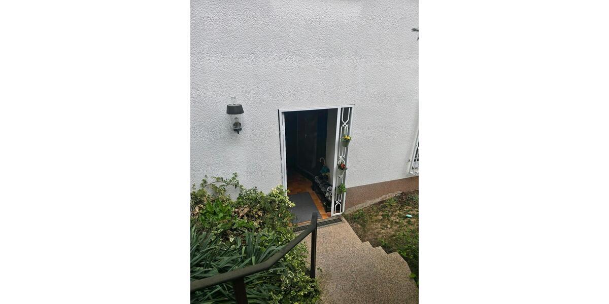 Etagenwohnung Büdingen - 3 Zimmer, 95 m&sup2;, 850&euro; | Angebot:26444444