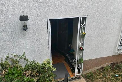 Wohnung Büdingen - 3 Zimmer, 95 m&sup2;, 850&euro; | Angebot:26444444