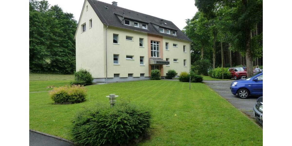 Qualität zum guten Preis von privat: Wohnen im Grünen mit Balkon 3 zimmer