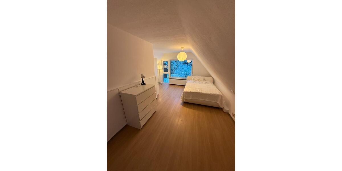Wohnen auf Zeit Hamburg Langenhorn - 6 Zimmer, 126 m&sup2;, 680&euro; | Angebot:26610182