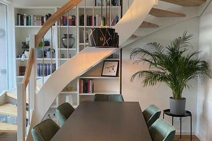 Schöne Maisonettewohnung mit 4 Zimmern mit Balkon und EBK 4 zimmer