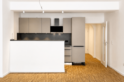Wohnung Düsseldorf Stadtmitte - 2 Zimmer, 52 m&sup2;, 1.190&euro; | Angebot:27072125