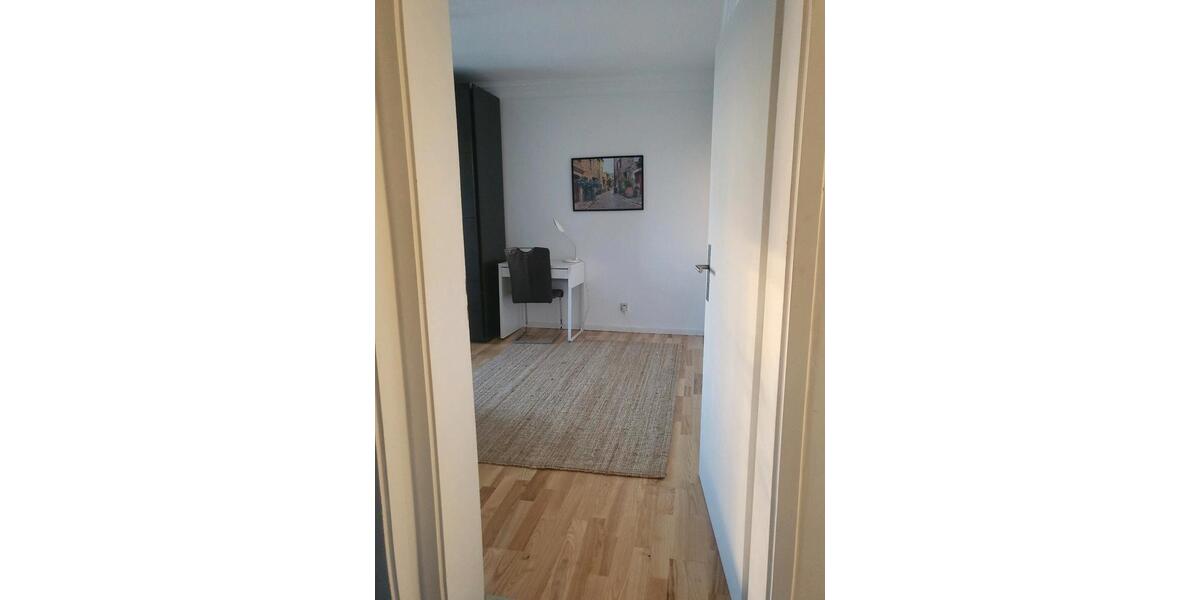 Wohnen auf Zeit Germering - 3 Zimmer, 60 m&sup2;, 1.000&euro; | Angebot:24364395