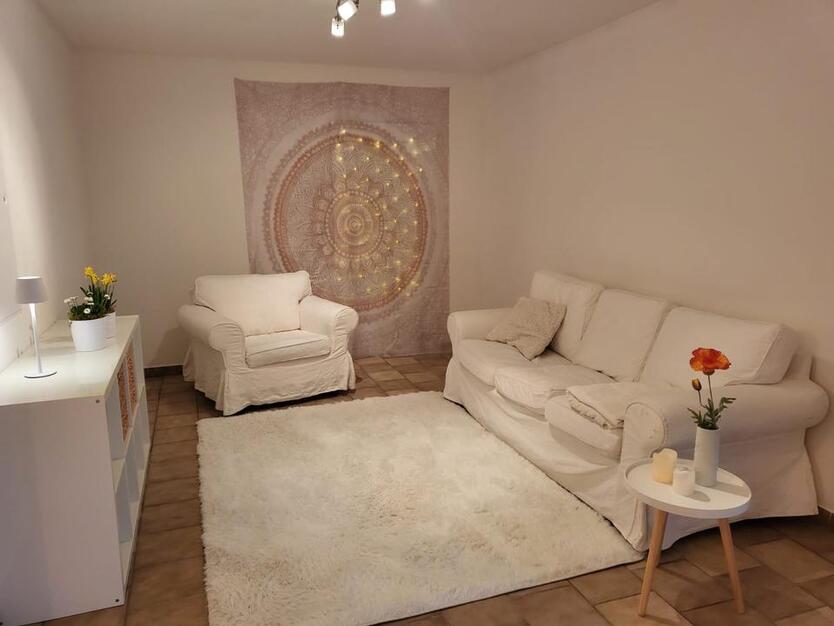Gemütliche Souterrain Wohnung in sehr guter Lage