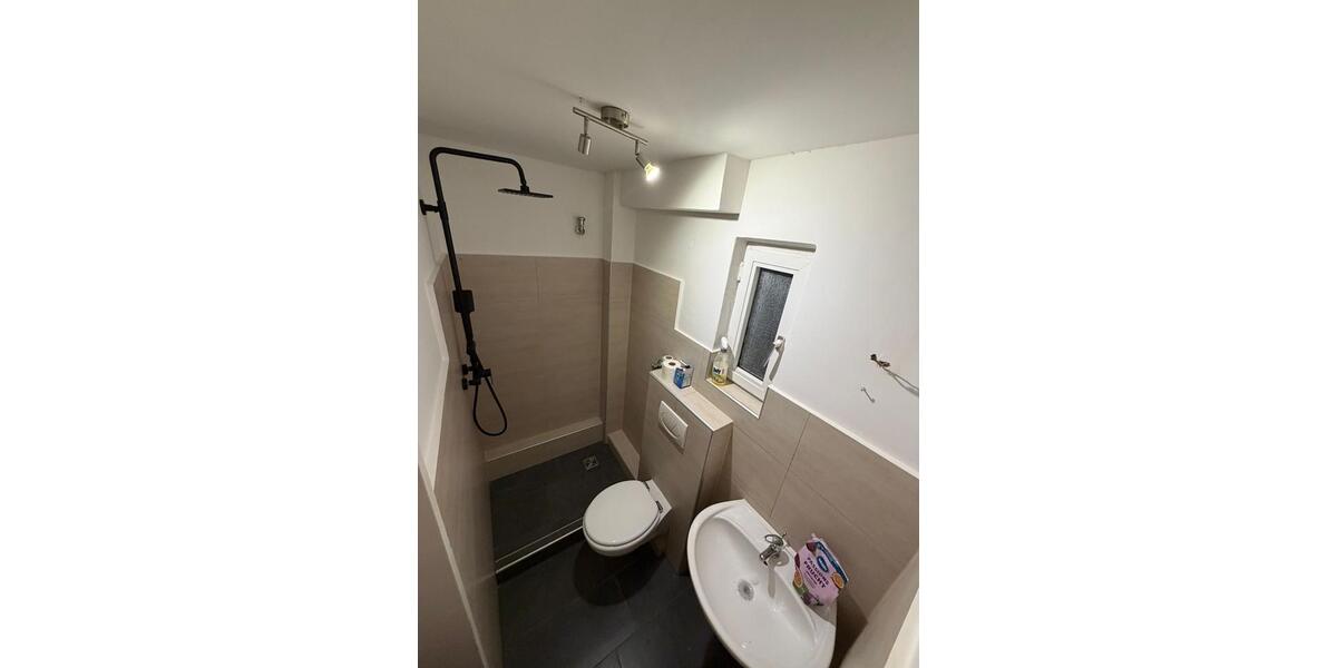Dachgeschoßwohnung Wilhelmshaven - 2 Zimmer, 41 m&sup2;, 390&euro; | Angebot:26680534