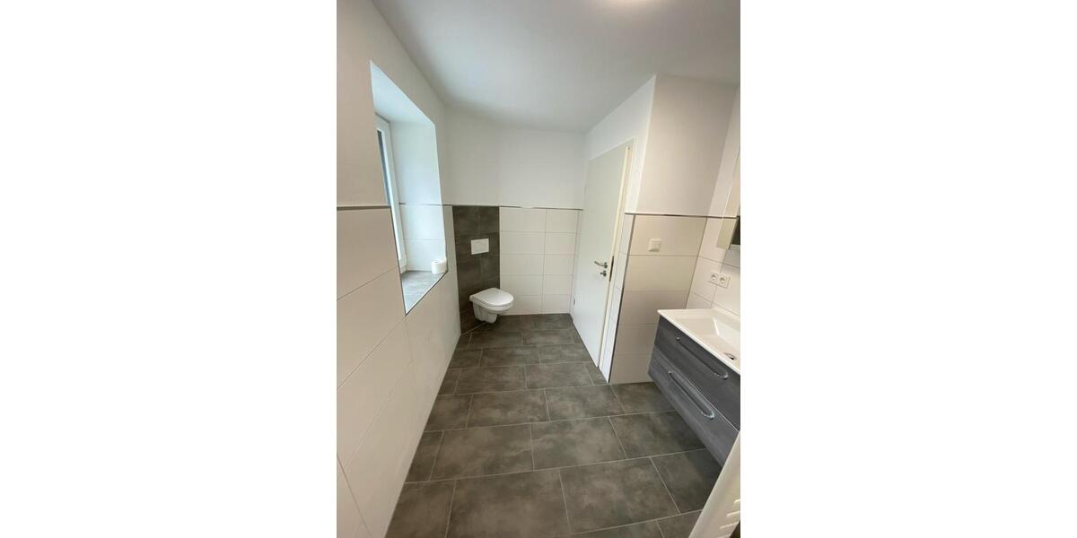 Etagenwohnung Greifenstein - 4 Zimmer, 113 m&sup2;, 980&euro; | Angebot:25959575