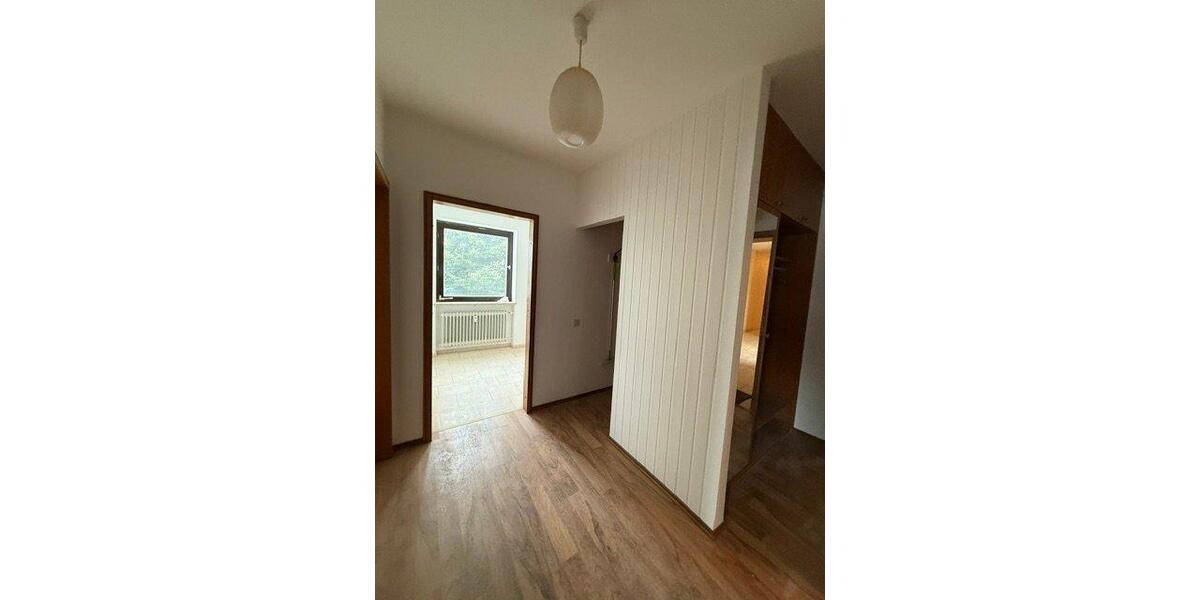 Etagenwohnung Selb - 2 Zimmer, 54 m&sup2;, 590&euro; | Angebot:26094588