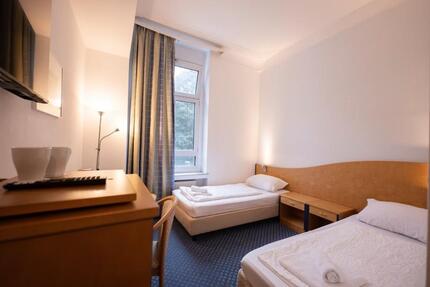 Wohnen auf Zeit Neuss - 1 Zimmer, 20 m&sup2;, 30&euro; | Angebot:22898286