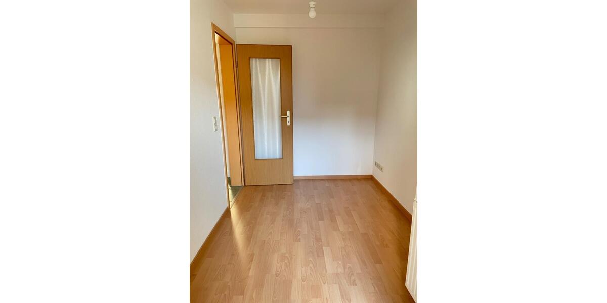 Erdgeschoßwohnung Burgstädt - 2 Zimmer, 36 m&sup2;, 210&euro; | Angebot:24440962