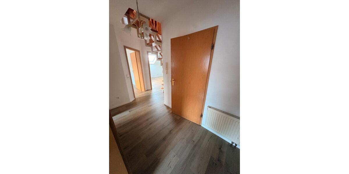 Dachgeschoßwohnung Betzdorf - 2 Zimmer, 60 m&sup2;, 640&euro; | Angebot:24795435