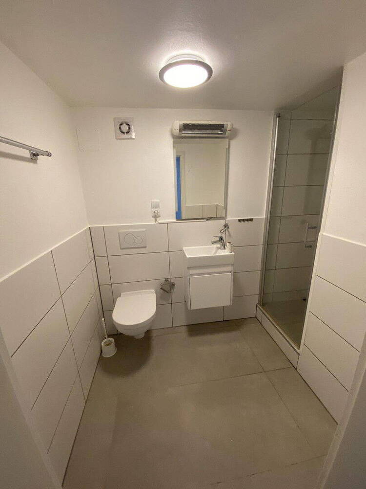 SOFORT EINZIEHEN! MonteursZimmer in Oberneuching - Ideal für Pendler & Handwerker!