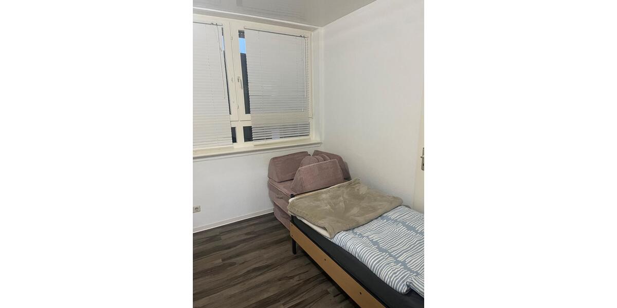 Erdgeschoßwohnung Neuried - 1 Zimmer, 9 m&sup2;, 25&euro; | Angebot:26645491