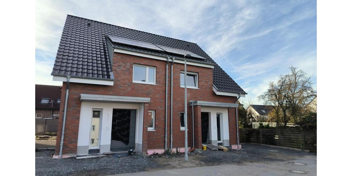 Bald ist alles fertig! Familienfreundliche Doppelhaushälften zu vermieten 6 zimmer