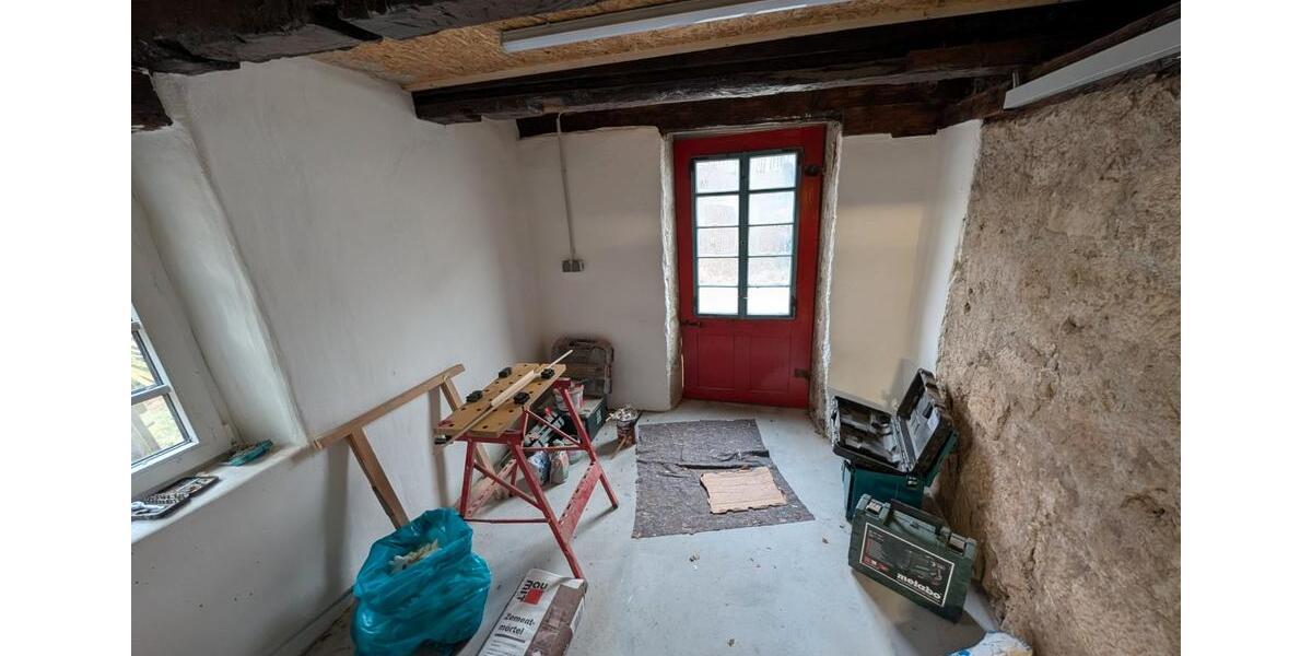 Bauernhaus, Landhaus Rottenburg am Neckar - 7 Zimmer, 200 m&sup2;, 1.750&euro; | Angebot:26041525