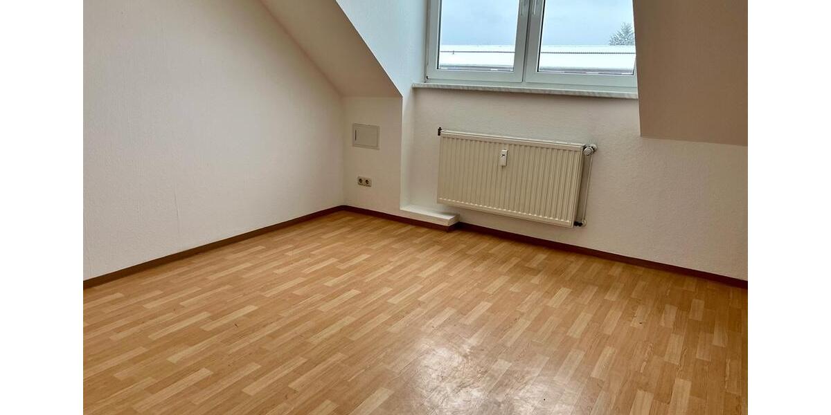 Etagenwohnung Oelsnitz (Vogtland) - 2 Zimmer, 49 m&sup2;, 284&euro; | Angebot:24663736