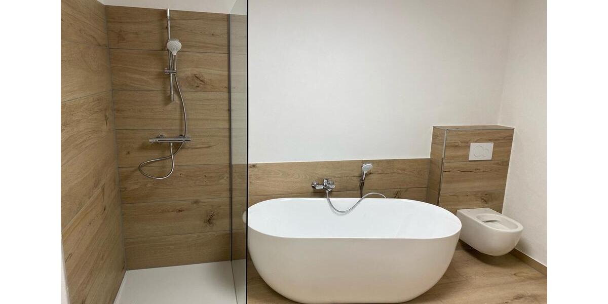 Erdgeschoßwohnung Hornberg - 4 Zimmer, 106 m&sup2;, 1.250&euro; | Angebot:26626728
