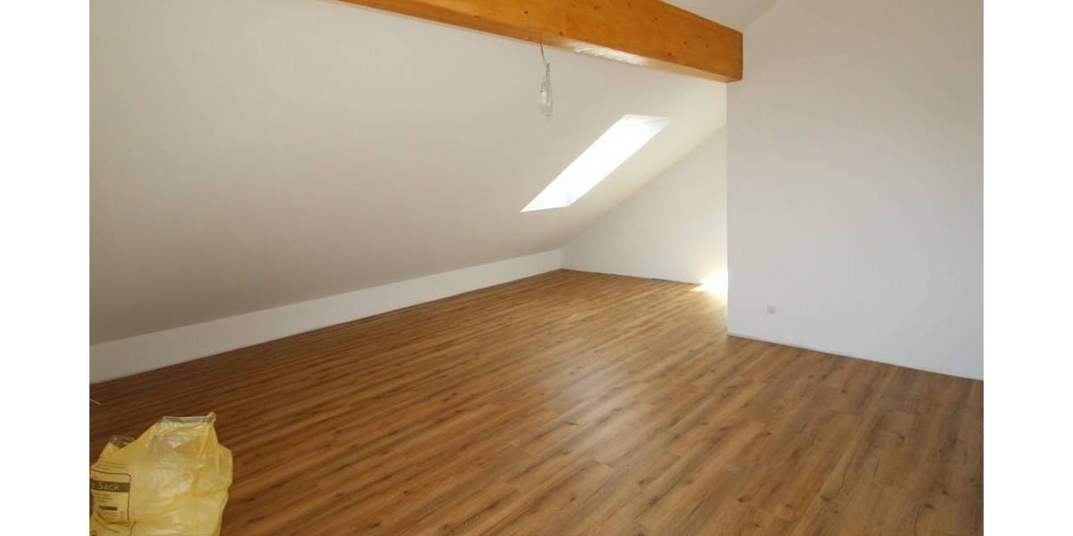 Doppelhaushälfte Ampfing - 5 Zimmer, 151 m&sup2;, 1.900&euro; | Angebot:25777045