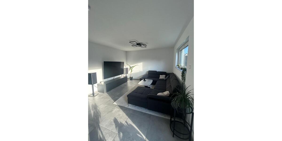 Einfamilienhaus Bückeburg - 5 Zimmer, 141 m&sup2;, 1.500&euro; | Angebot:25173010