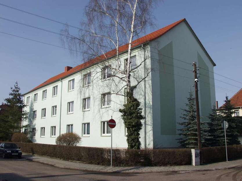 Wohnung zum Mieten in Stadtilm 355 € 59.22 m²