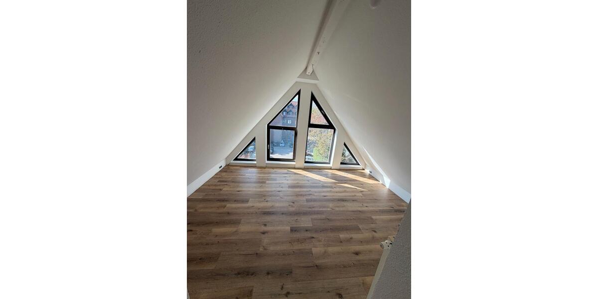 Maisonettenwohnung Halberstadt - 5 Zimmer, 140 m&sup2;, 699&euro; | Angebot:26418807