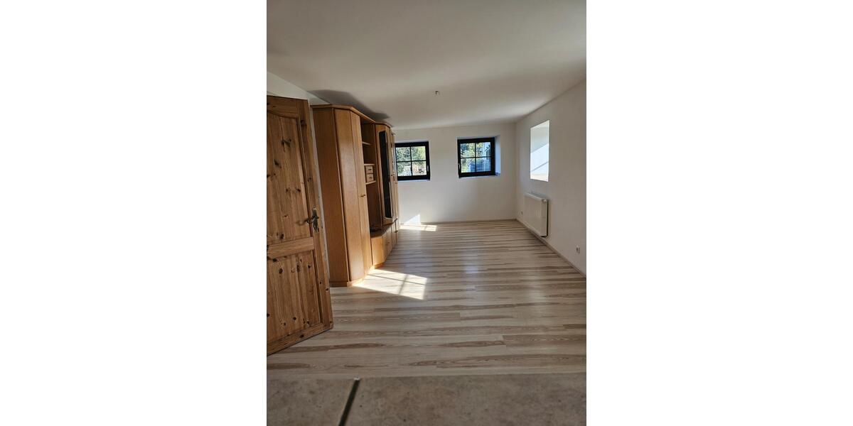 Etagenwohnung Arnstorf - 2 Zimmer, 65 m&sup2;, 780&euro; | Angebot:25886305